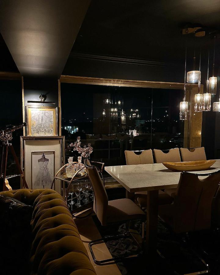 Apartmán Noir Penthouse Targoviste Exteriér fotografie